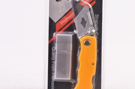 Cutter profesional con repuestos (1).jpg